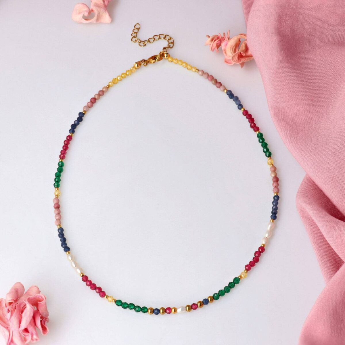 Naszyjnik Choker z Szafirem, Perłą, Thulitem, Cyrkonią